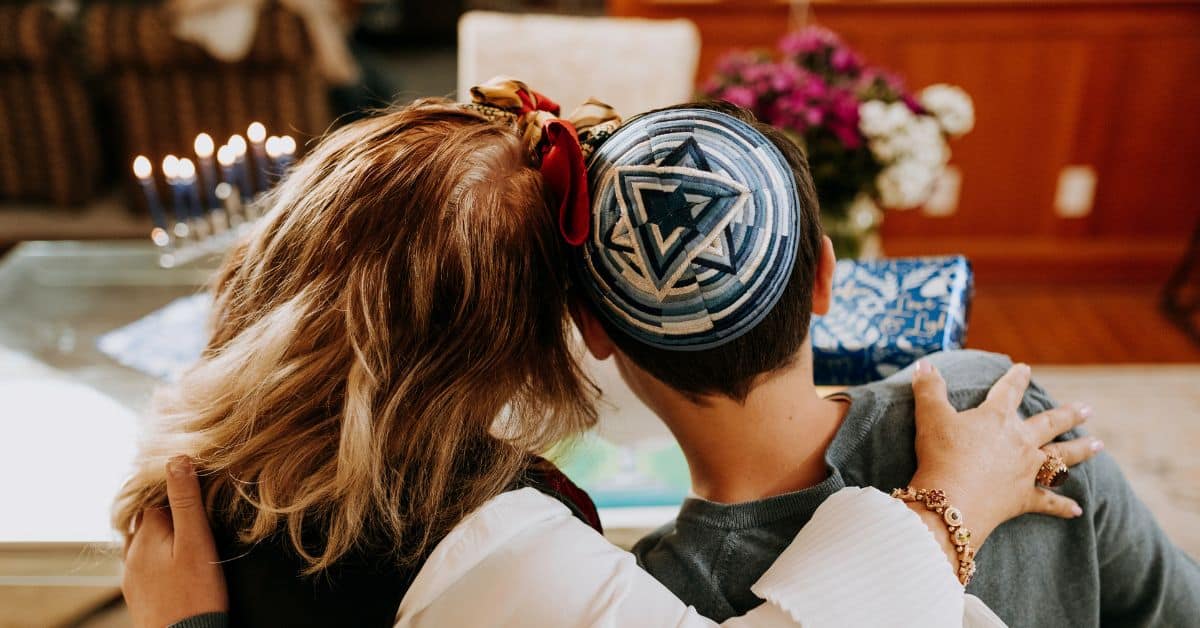 איך לבחור סידור לאישה