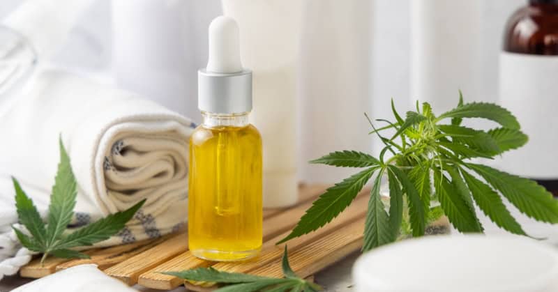 כיצד שמן CBD פועל על העור?