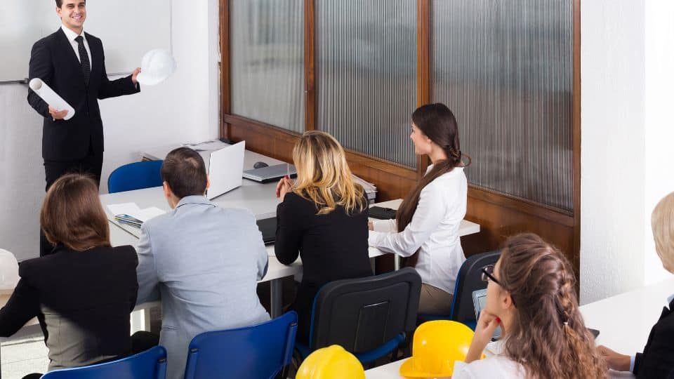 מכללת אורין שפלטר – הבחירה הנכונה להשכלה פיננסית